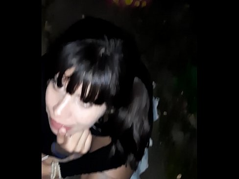 ❤️ Auf der Straße geschwollenen Penis im Austausch für Süßigkeiten ❌ Anal video bei de.markettass.ru ❌❤